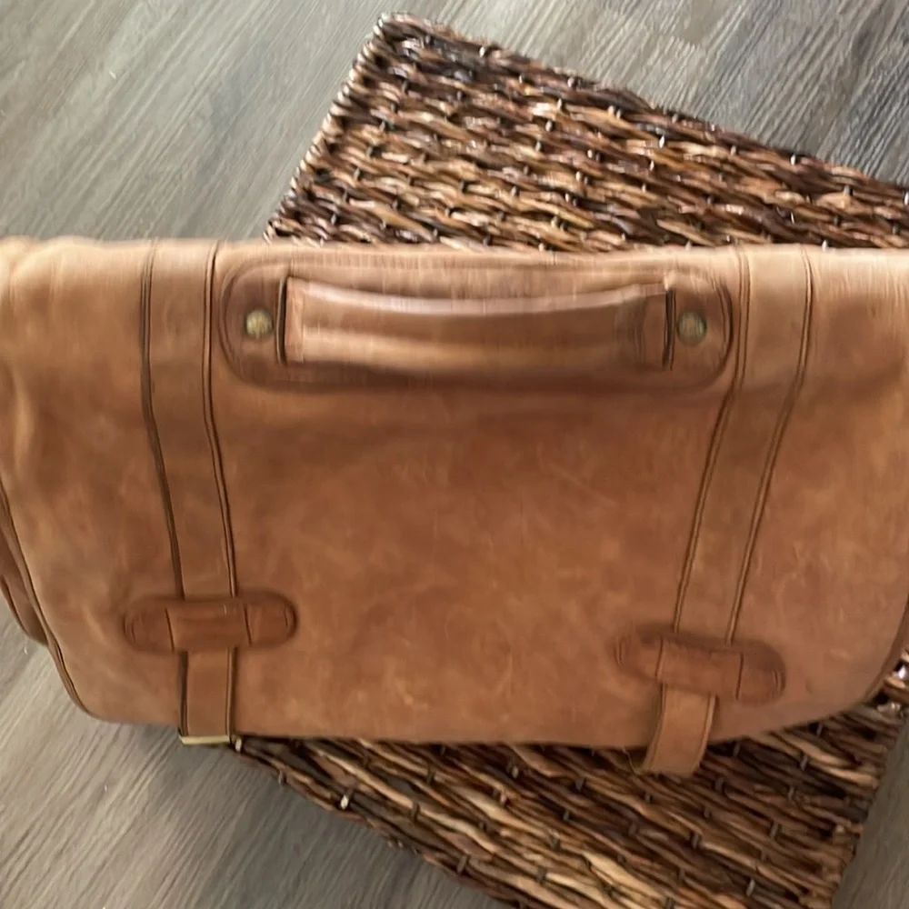 Genuine leather briefcase